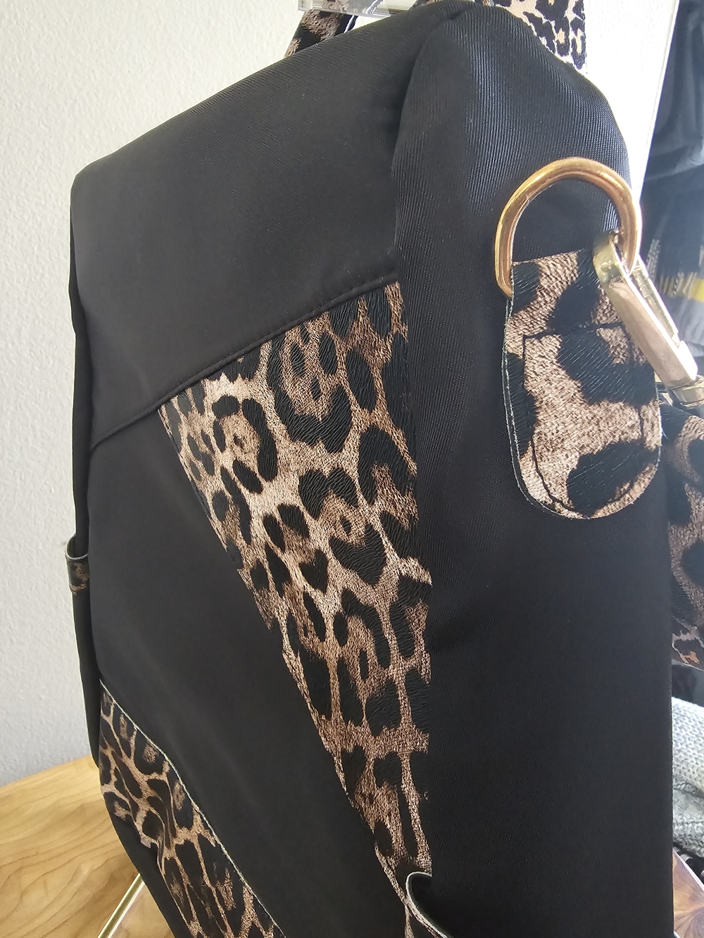 Leopard Accent Black Women's Backpack Bag NWOT - Picture 6 of 8